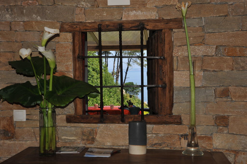 Les Fous De Bassans Bed & Breakfast Poullan-sur-Mer Exterior photo